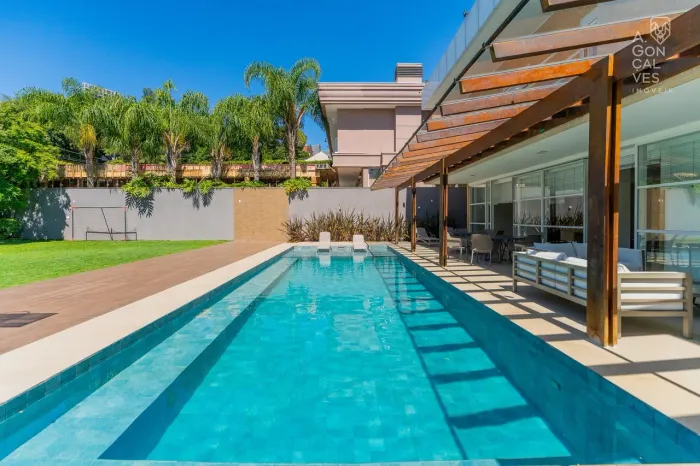 Casa em Condomínio no Greenville, 04 Quartos, 08 Vagas, Piscina, Ecoville, Curitiba