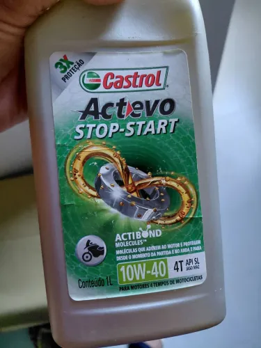 Óleo para moto 10w40 Castrol lote 3 litros