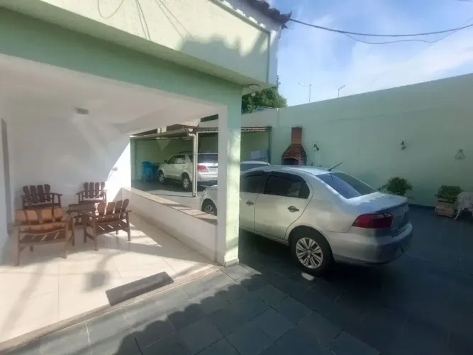 Casa a venda com 260m², com 3 quartos, garagem. Nova Cidade - São Gonçalo - RJ