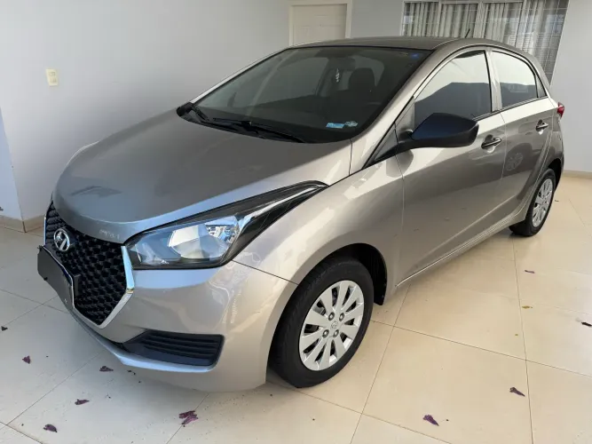 Hyundai HB20 Unique 1.0 Flex 12V Mec. 2019