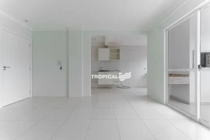 Apartamento com 2 dormitórios para alugar, 68 m² por R$ 1.800/mês - Água Verde - Blumenau/