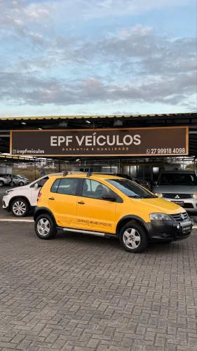 Volkswagen Crossfox 1.6 MI Total Flex 8V 5P 2009