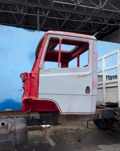CABINE MERCEDES BENZ 1620/1318