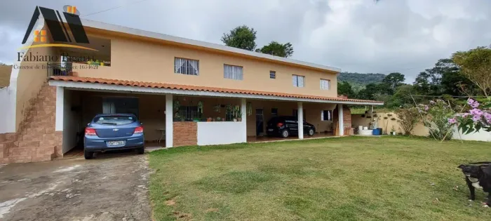 Chácara para Venda em Pedra Bela, centro, 4 dormitórios, 2 banheiros