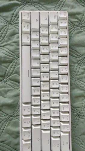 Teclado gk61