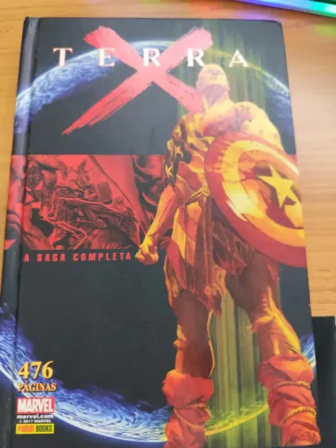 VENDO HQ TERRA X ALEX ROSS CAPA DURA