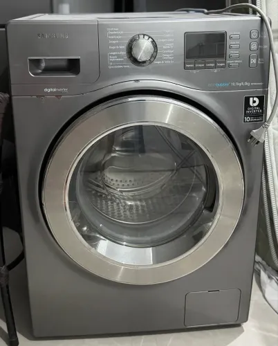 Máquina Lava e seca
