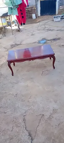 Vendo essa mesinha de madeira