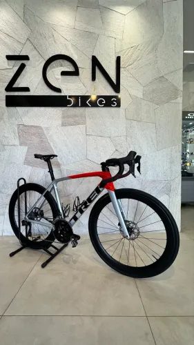 Trek Émonda 105 Di2 54