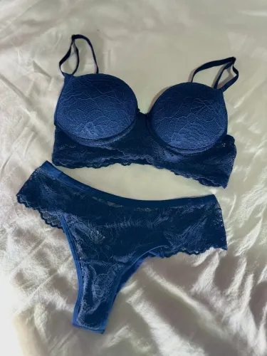 Conjunto de calcinha e sutiã 