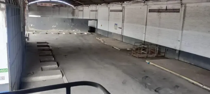 ALUGO GALPÃO REALENGO 3.000 M²