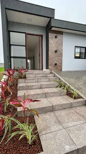 Casa com 3 dormitórios à venda, 103 m² por R$ 630.000,00 - Vila Cabral - Campina Grande/PB