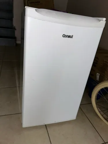 Frigobar Usado Consul 117 litros com Gaveta Multiuso - CRC12CB 110V