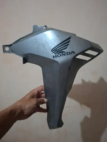 Carenagem moto sahara lado esquerdo 