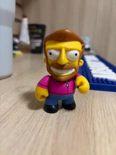 Action figure Kidrobots, Simpsons, personagem scorpion, importado e original