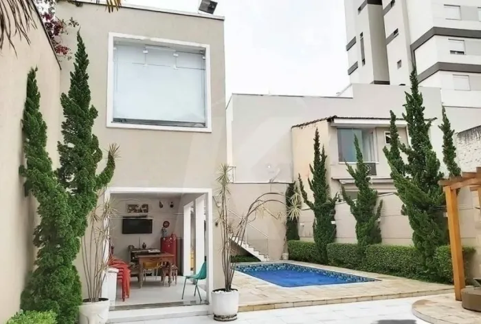 Casa para venda no Jardim São Paulo com piscina