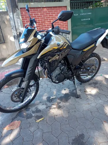 Linda moto