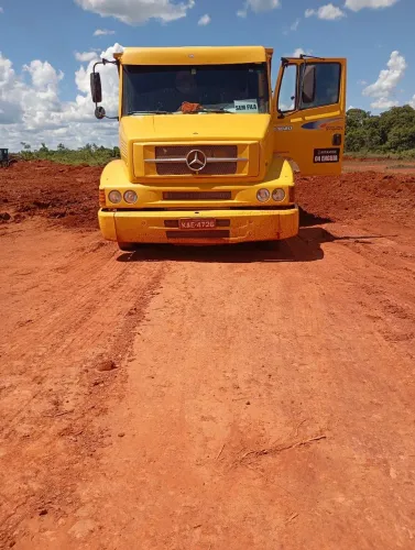 Vende caminhão caçamba
