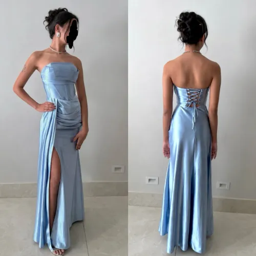 Vestido de festa azul bebê