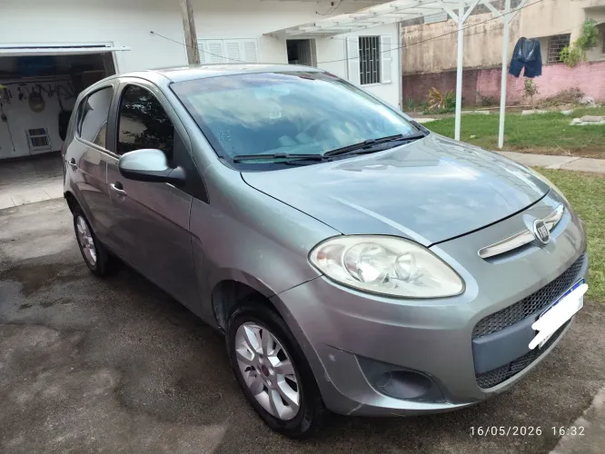 Fiat Palio Attractive 1.0 EVO Fire Flex 8V 5P 2012
