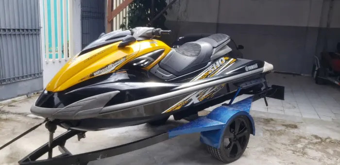 Vendo Jet-ski Yamaha FZS SHO