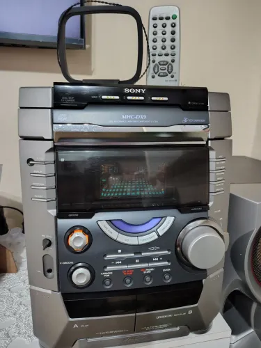Central Som Sony DX 9!! Somente a central com controle remoto.