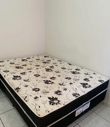 Cama box casal