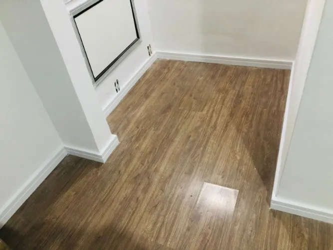 instalacao Piso laminado com material 120 reais o m2
