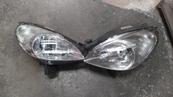 Farol Citroen Picasso 1999 2000 2001 2002 2003 2004