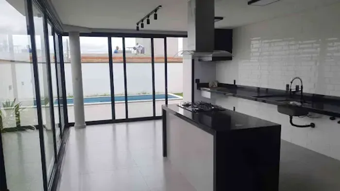 Casa á venda no Condominio Residencial Quinta das Palmeiras Taubaté
