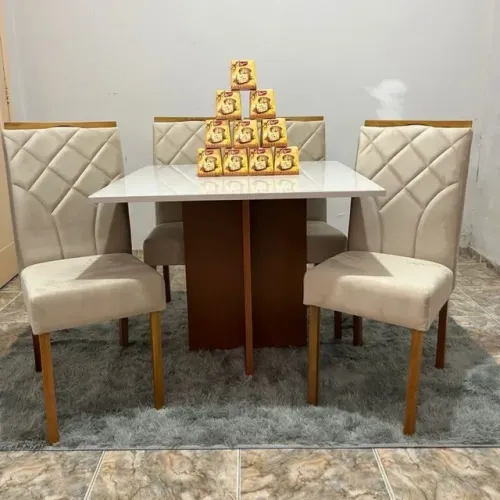 Sala de Jantar Cinamono/Off White com 4 Cadeiras OFERTA tt43
