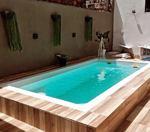 Piscina nova