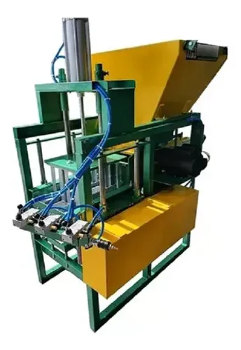 Kit Fábrica Máquina Pneumática Com Betoneira Esteiras E Tábuas + 2 Formas QMP-4 Hobby