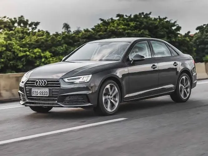 Audi A4 2018 para retirada de peças.