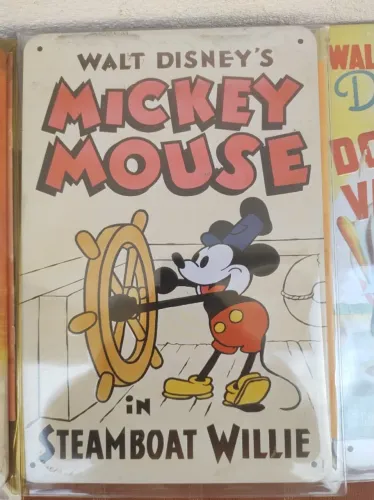 Mickey Mouse - Placa Decorativa - Steamboat Willie - Disney