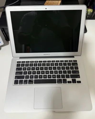 MacBook Air (2017) A1466 - i5
