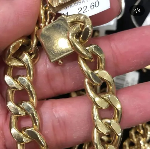 Corrente Dourada com Fecho