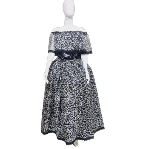 Saia de Pomba gira 5 metros + Bata - Preta com Detalhes Prata - Nova - Conjunto