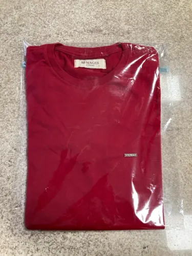 Camiseta Masculina Magus Vermelha