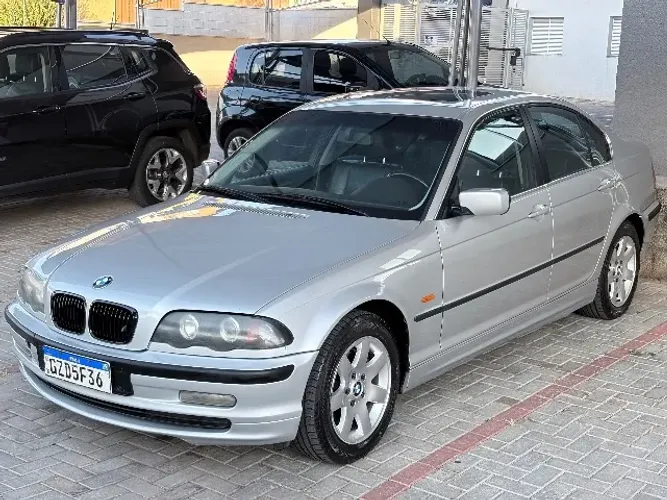 BMW 323I A 2.5 24V 2001