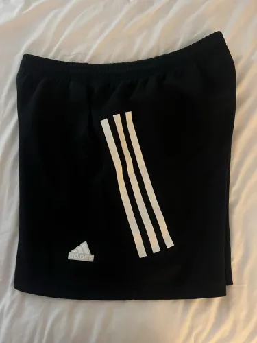 Bermuda adidas originals