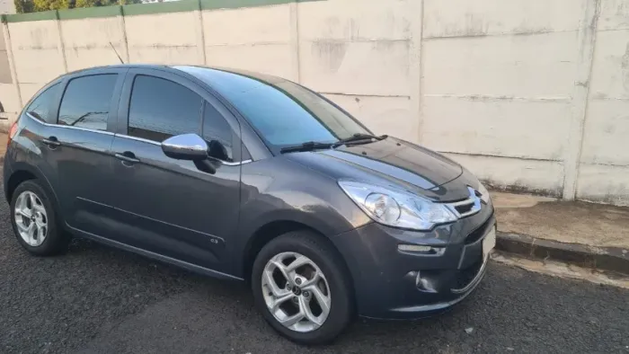 C3 Exclusive 2018 - automático (6 marchas)