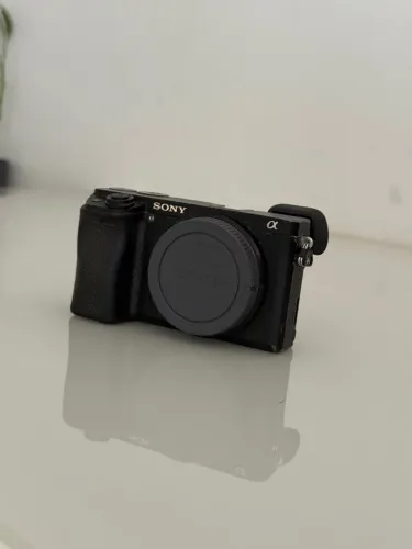 Câmera Sony Alpha 6300