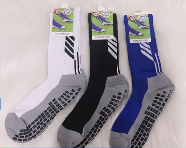 Kit com 3 pares Meias Futebol Algodão Antiderrapantes z1010