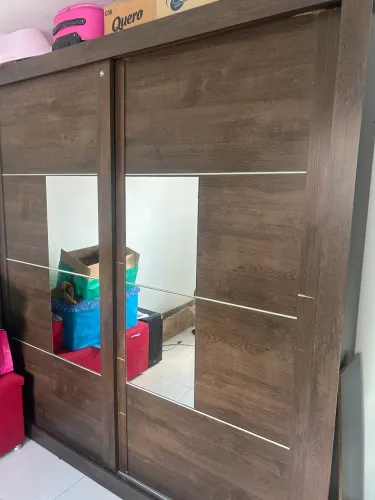 Armário casal 2 portas de correr (já está desmontado)