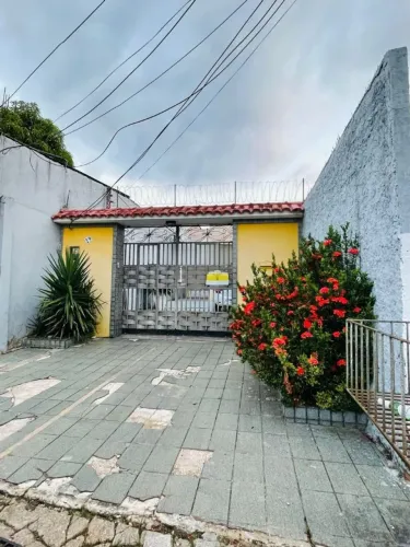 Casa Duplex, 3/4, 2 vgs no bairro da Marambaia