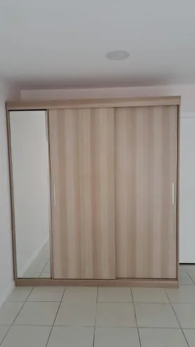 Guarda-roupas de casal