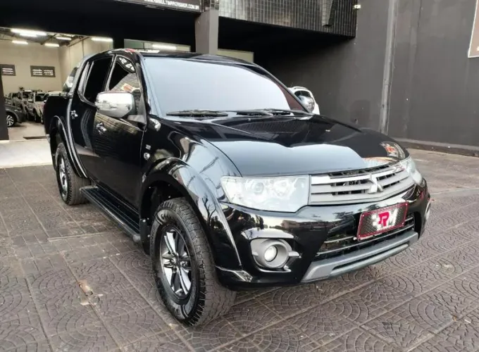 Mitsubishi L200 Triton HPE 3.5 CD V6 24V Flex Aut. 2015