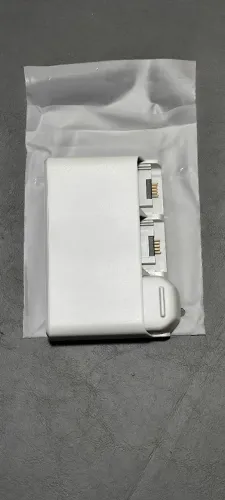 Hubs e uma bateria drone Dji néo 