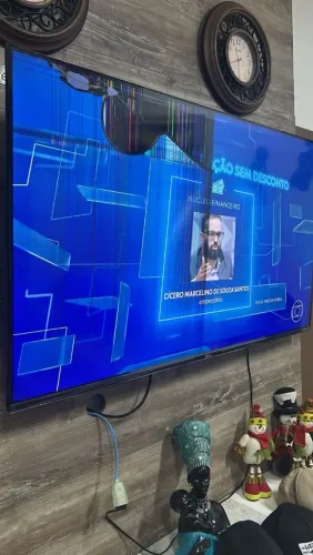 TV PHILCO 55 POLEGADAS COM LED QUEBRADO